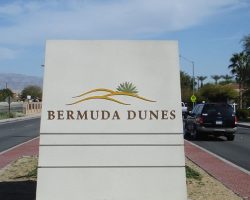 A sign for the bermuda dunes resort.